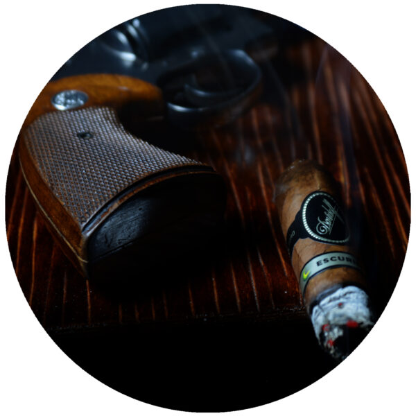 Smoking Davidoff Gun Art